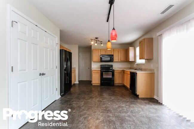Building Photo - 1685 Cedar Mill Dr