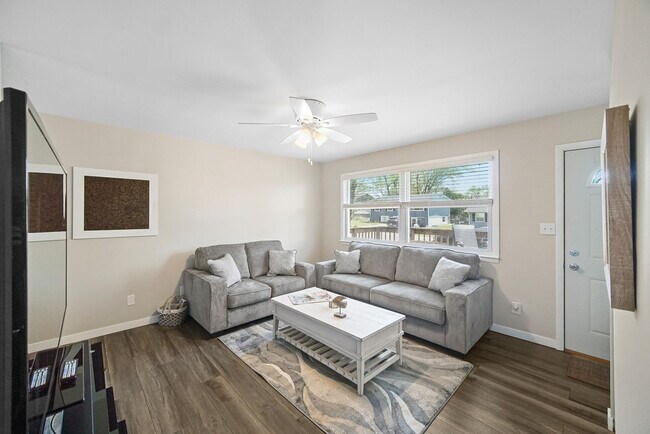 Foto del edificio - 615 Pine St