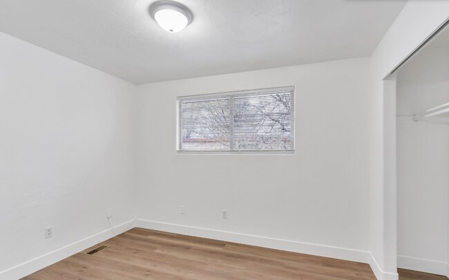 Foto del edificio - Remodeled 2-bedroom, 1-bathroom apartment ...