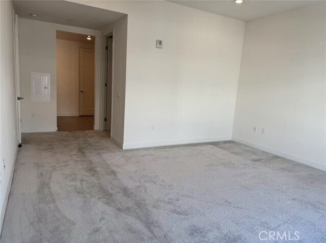 Building Photo - 2612 Rivington