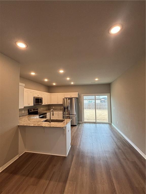 Foto del edificio - 321 Grove Ln