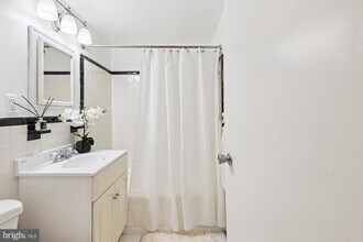 Building Photo - 3601 Wisconsin Ave NW