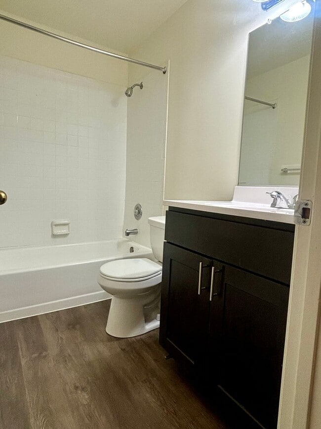 Interior Photo - Sail Cloth Factory Apartments