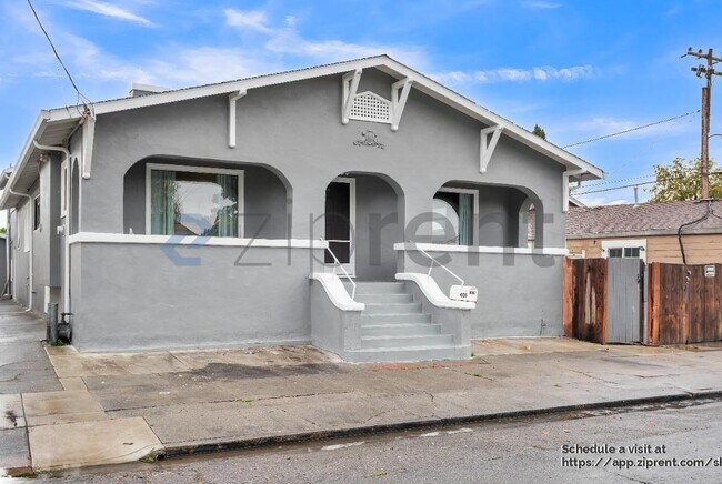 Foto del edificio - 1008 92nd Ave