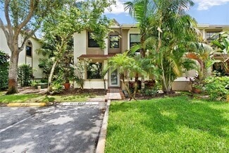 Building Photo - 200 City View Dr