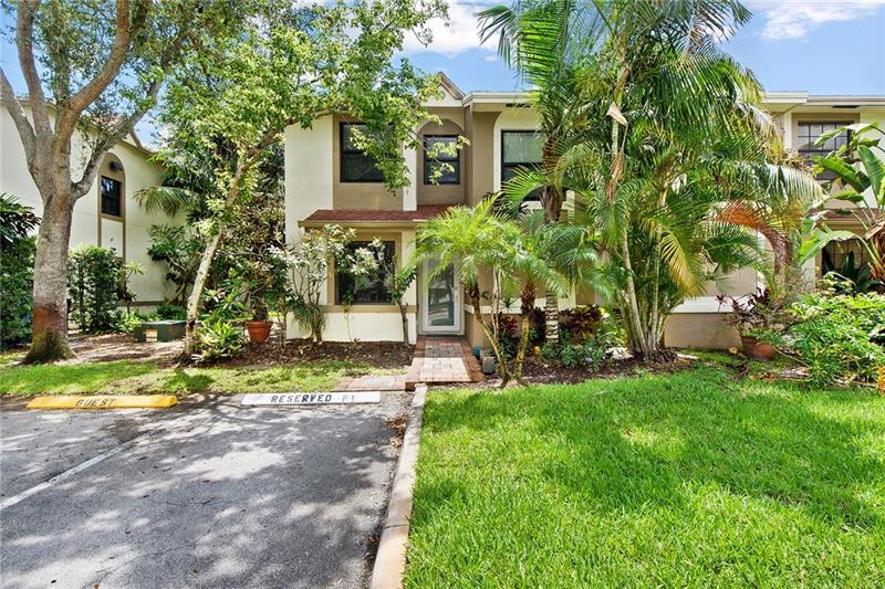 Primary Photo - 200 City View Dr