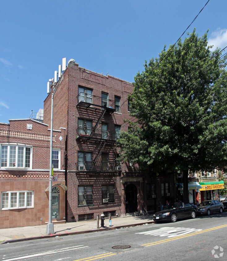 Primary Photo - 48-08 108th St