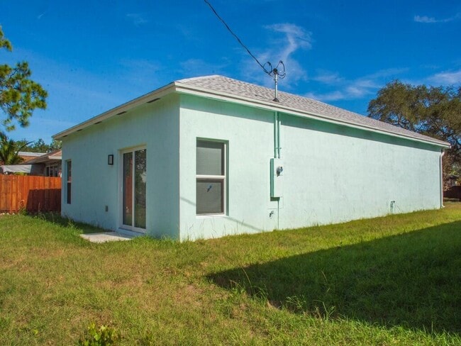 Foto del edificio - 2505 87th Ave