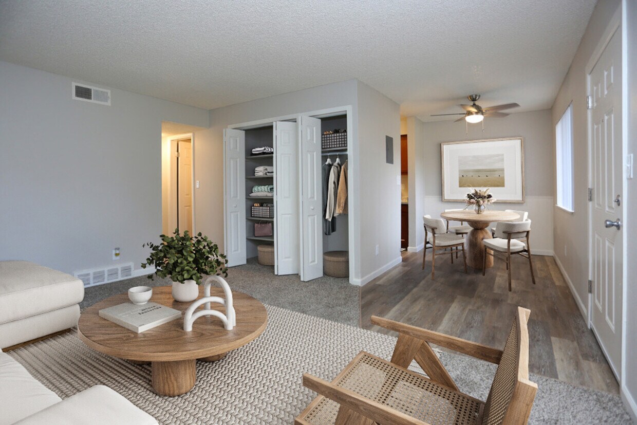 2 habitaciones, 1 baño - Sala de estar - Sage Creek Apartments