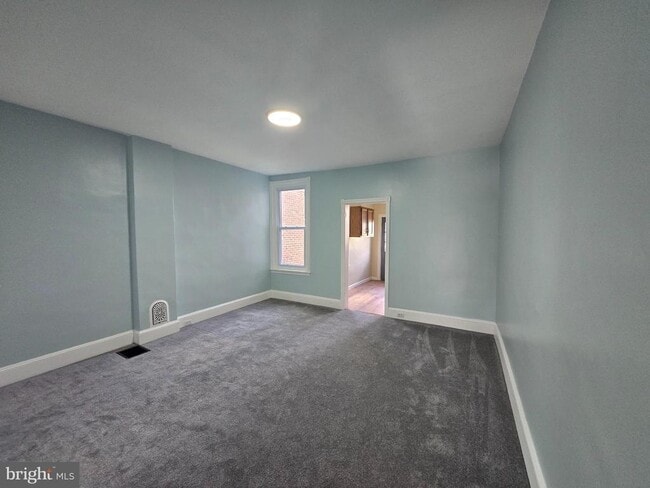 Building Photo - 577 Conarroe St