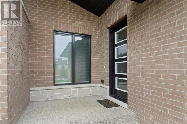 Building Photo - 506 LilyMac Blvd