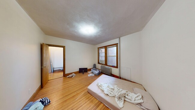 Foto del edificio - 221 Chestnut Hill Ave