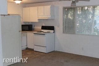 Building Photo - 2 br, 1 bath Apartment - 1923 Garden Avenue