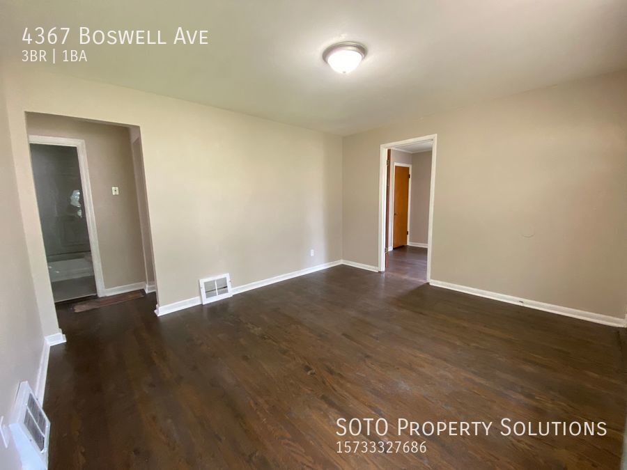 Building Photo - 4367 Boswell Ave