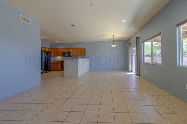 Building Photo - 5501 W Cottonmouth St