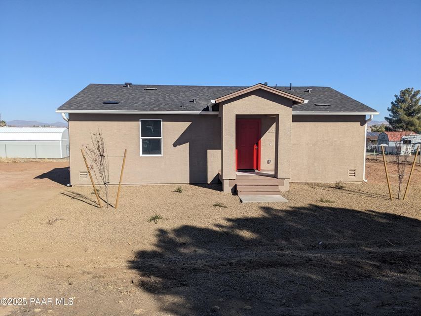 Primary Photo - 15763 S Maverick Trail
