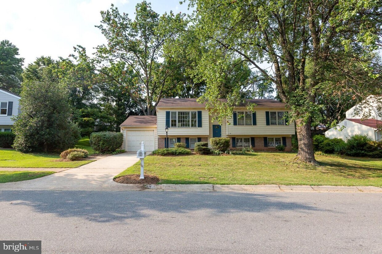 13 Hardwicke Pl, Rockville, MD 20850 House Rental in Rockville, MD