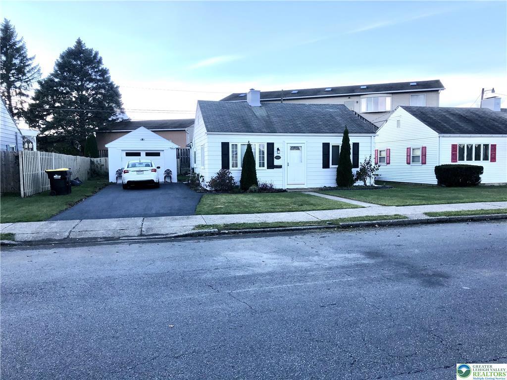 Primary Photo - 2115 Livingston St