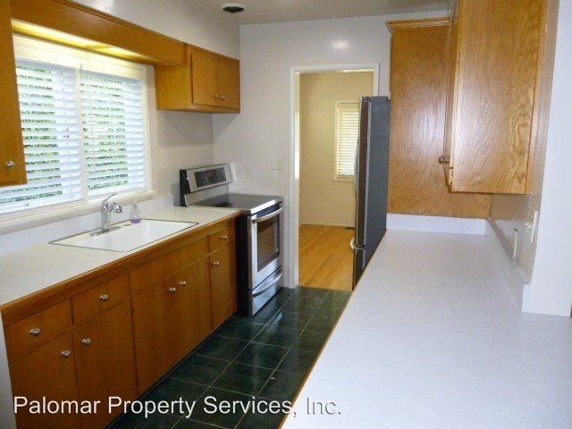 Building Photo - 2 br, 1.5 bath House - 329 E. 7th Ave