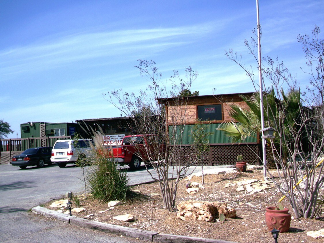 Primary Photo - 5651 FM 2325