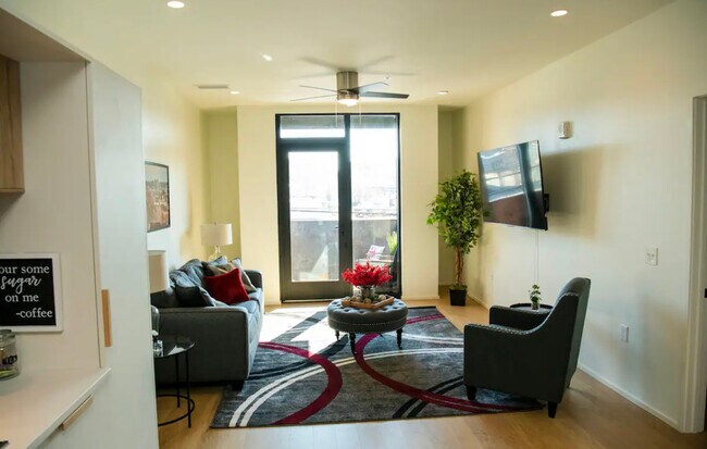 Foto del edificio - 2323 2nd Ave S