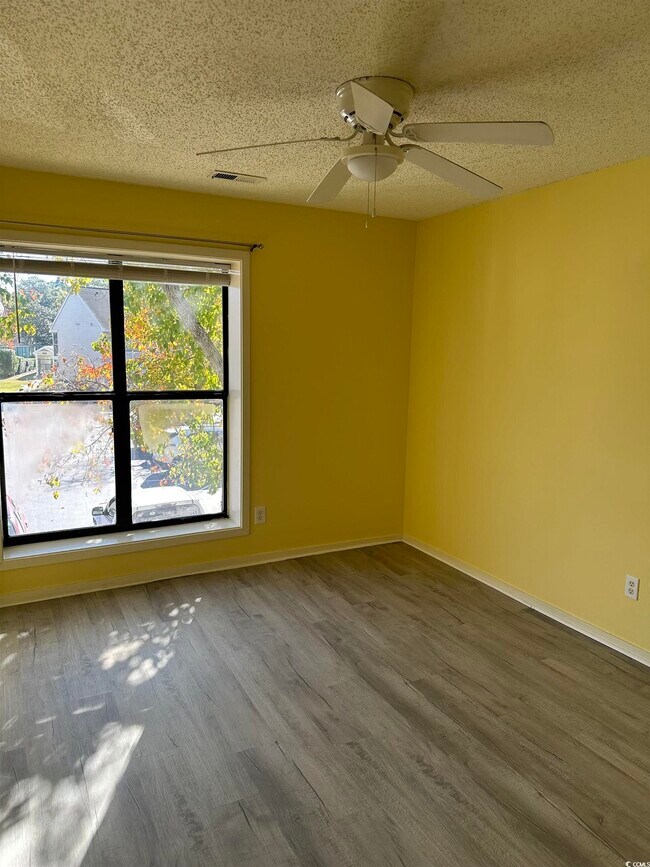 Foto del edificio - 4482 Little River Inn Ln