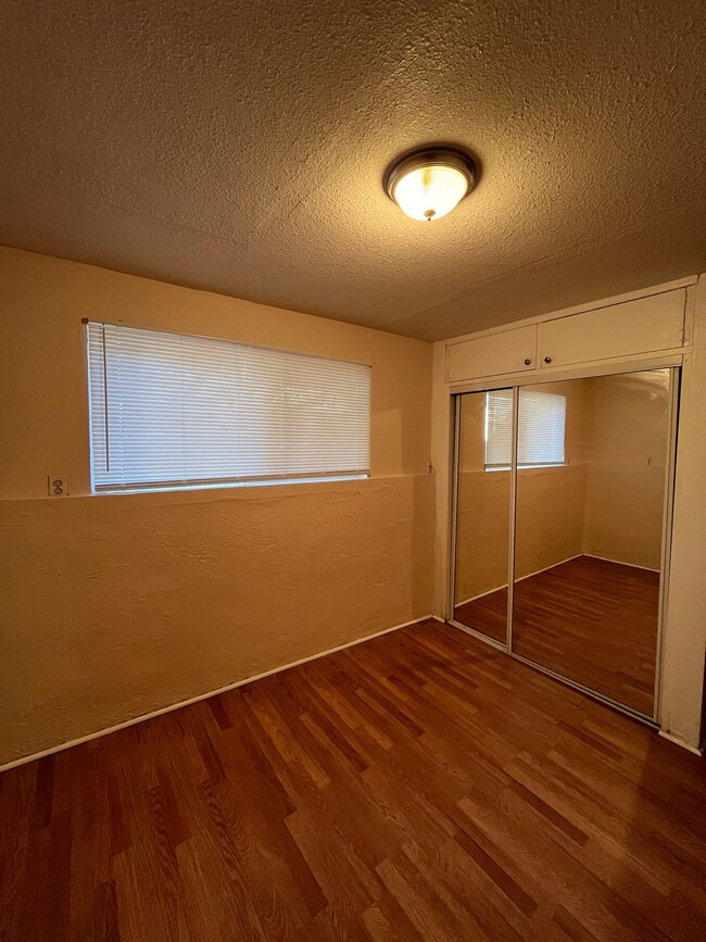 Foto del edificio - 767 Woodland Rd