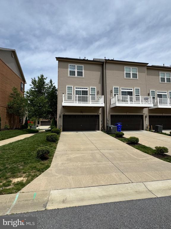 Foto del edificio - 2879 Chalkstone Pl
