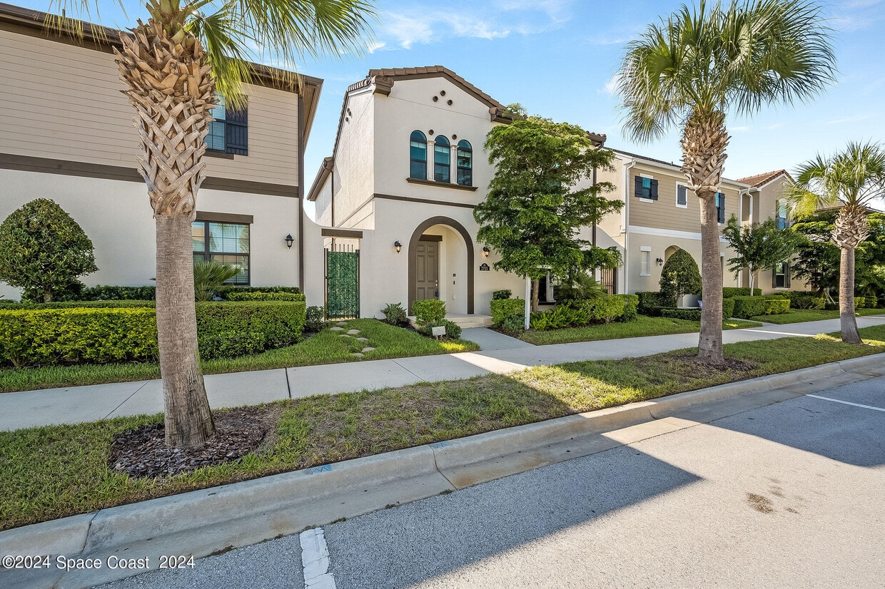 Primary Photo - 2713 Rodina Dr
