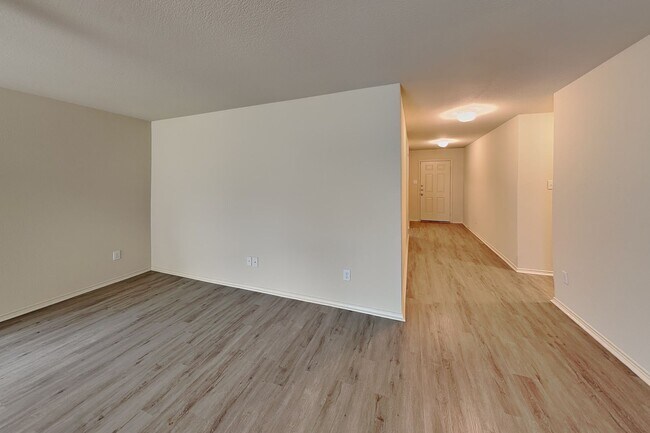 Foto del edificio - 7605 Lake Vista Way