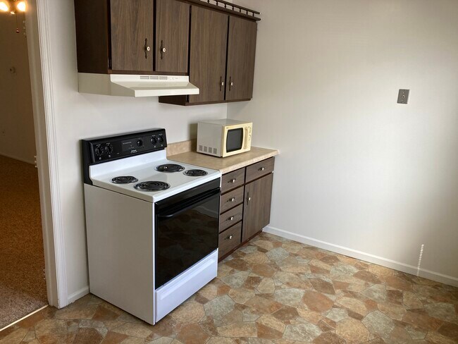 Foto del edificio - 2275 N Cable Rd