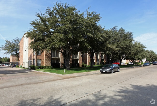 Building Photo - The Gallery Apartments