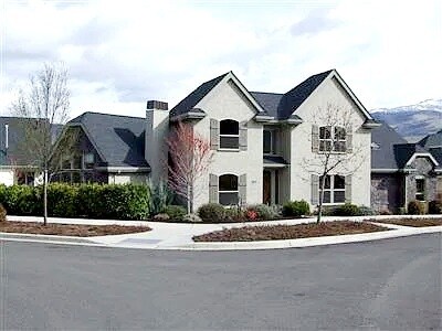 Building Photo - 462 Lindsay Ln