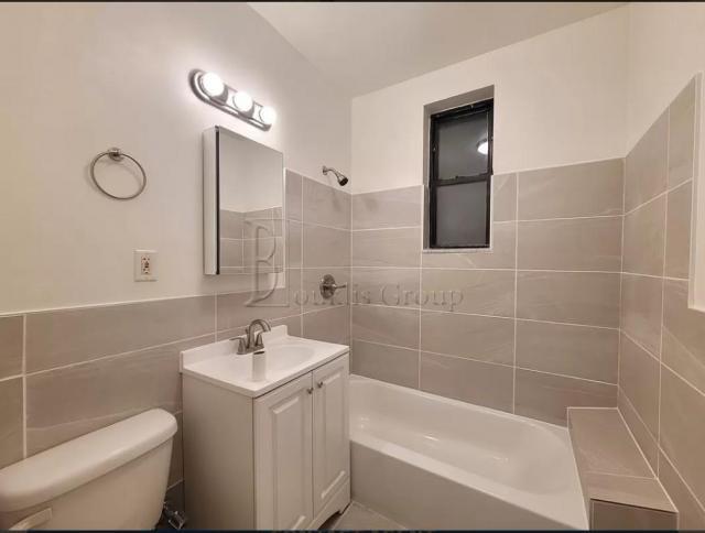 Primary Photo - 1 bedroom in EAST ELMHURST NY 11370