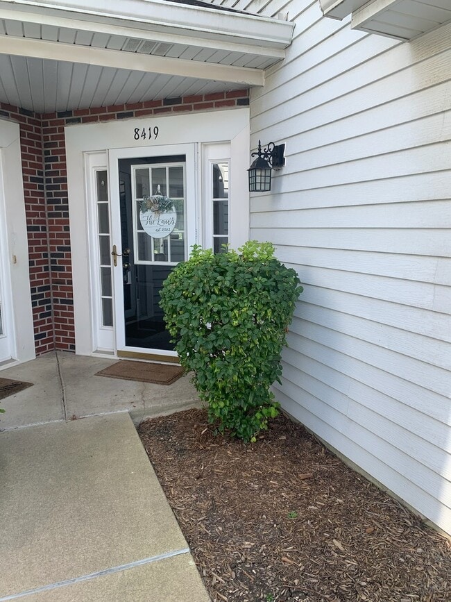 Building Photo - 8419 Mystic Trce