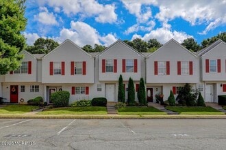 Building Photo - 715 Darlington Dr