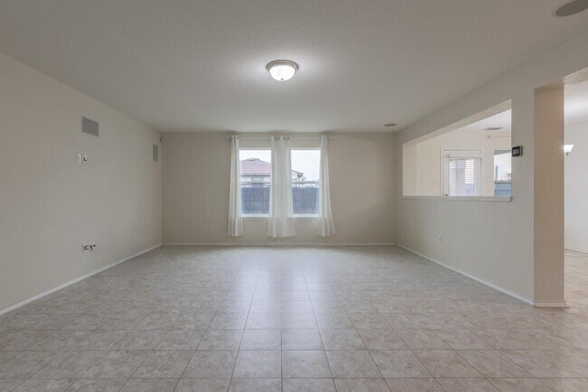 Foto del edificio - 4439 Donley Byu