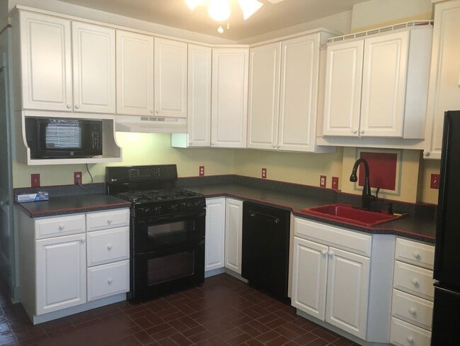 Photo - 1130 Race St Apartment