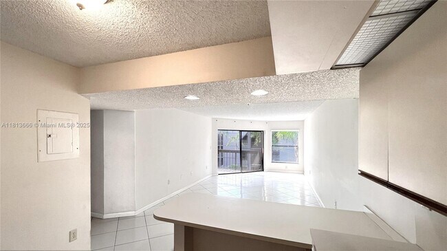 Building Photo - 13255 SW 88th Ln