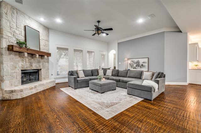 Building Photo - 960 Crystal Falls Dr