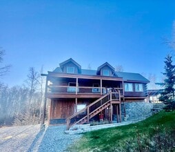 Building Photo - 7016 Birdsell Cir