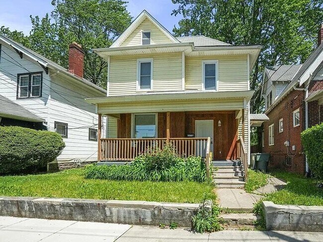 Foto del edificio - 2278 Ridgeway Ave