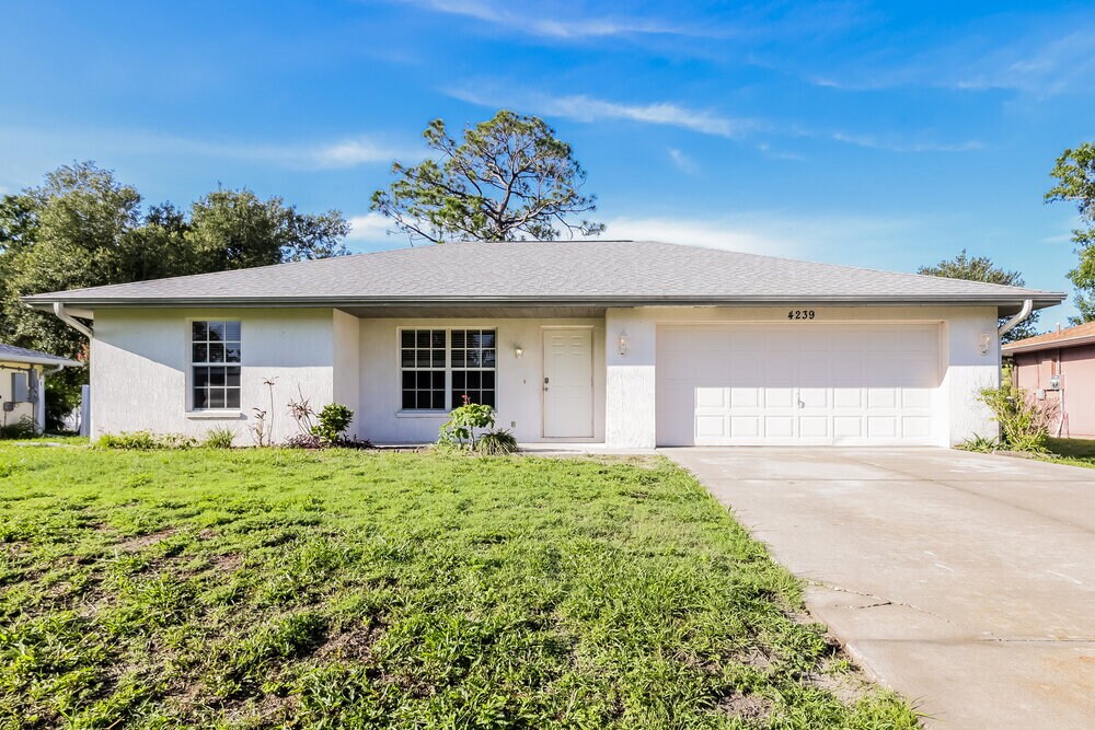 Foto principal - 4239 Dekle Ave
