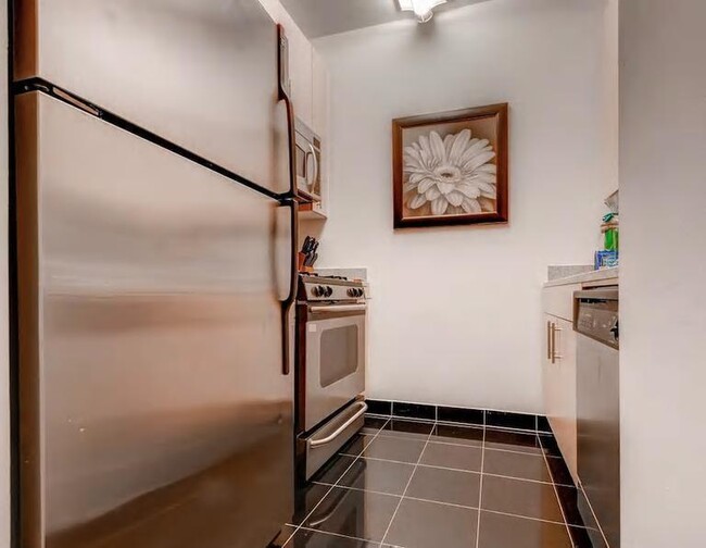 Building Photo - 1 bedroom in NEW YORK NY 10006
