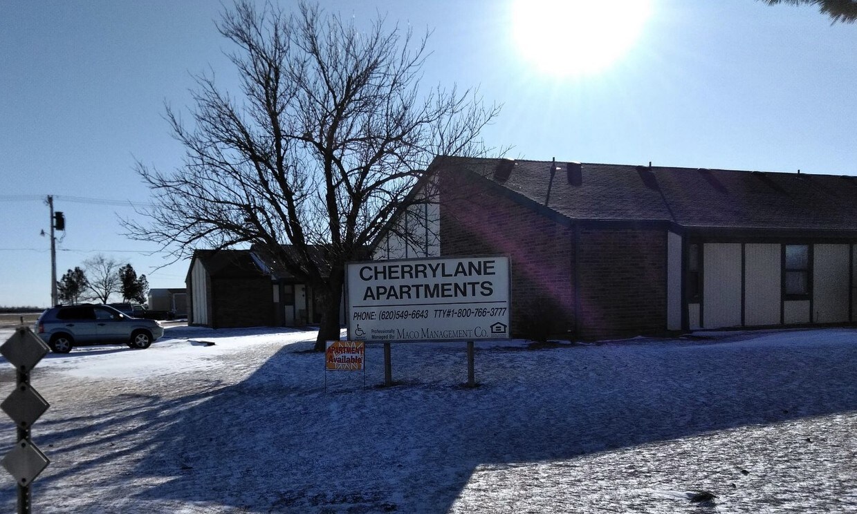 Primary Photo - Cherrylane Apartments