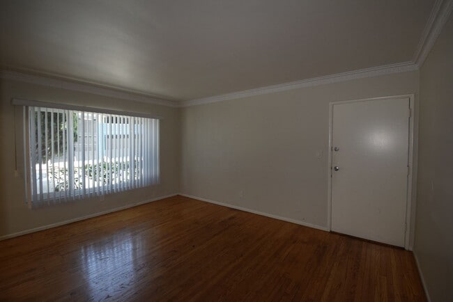 Building Photo - 1422 Gordon St