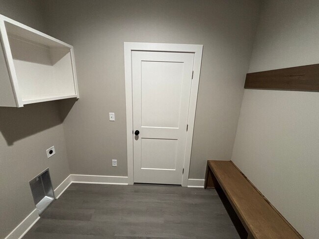 Foto del edificio - 2113/15 Reece