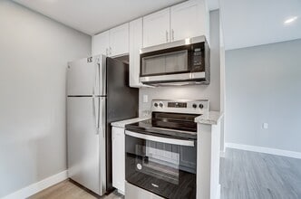 Building Photo - High Pointe Apartments