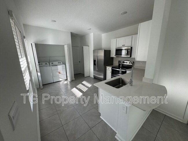 Foto del edificio - 62 Blue Hvn Rd