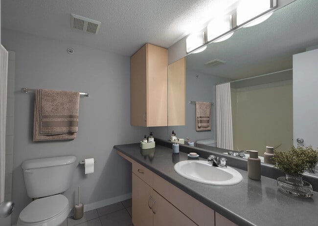 Building Photo - Square 104